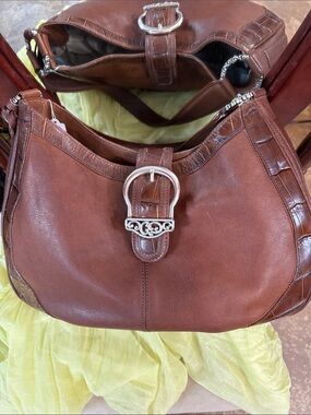 Brighton Brown Leather Shoulder Bag with Decorative Silver Buckle